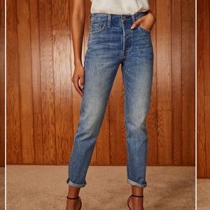 ARITZIA! Denim Forum Ex Boyfriend Jeans